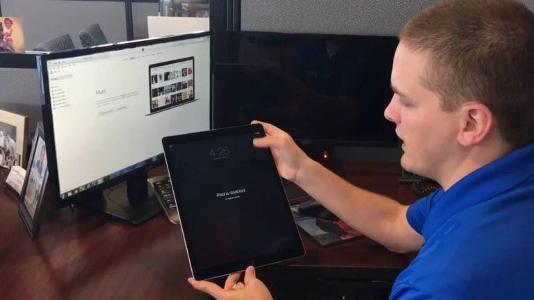 Collecting and Restoring the First-Gen iPad Offers a Unique Challenge